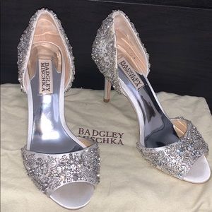 Badgley mischka heels